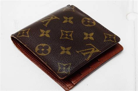 lv mens coin wallet